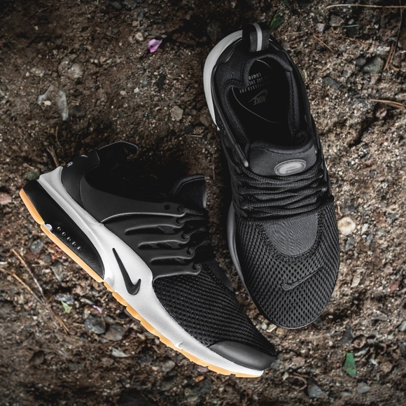 Nike Shoes - NEW Nike Air Presto